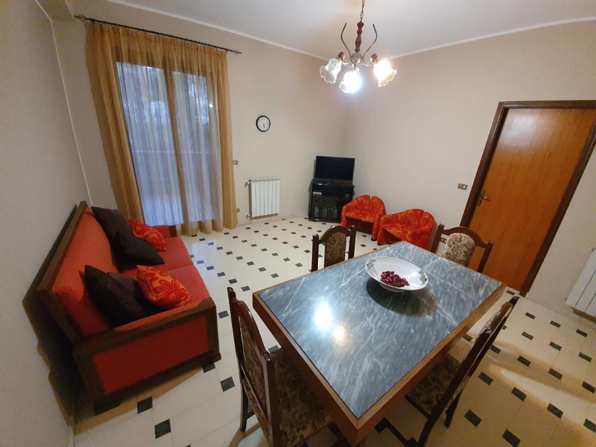 La Fenice Apartment Naro Buitenkant foto